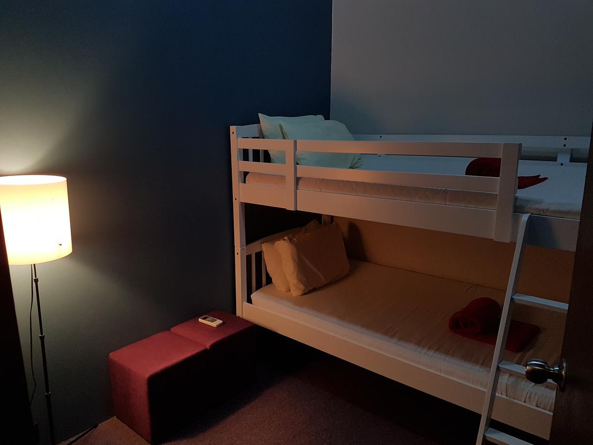 Skypod Boutique Hostel Кота Кинабалу Екстериор снимка